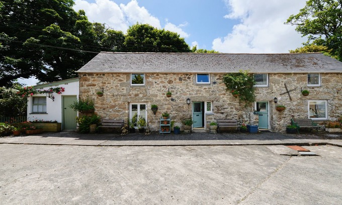 Chysauster Cottage | River Cottage, Chypons Farm, rural St Ives