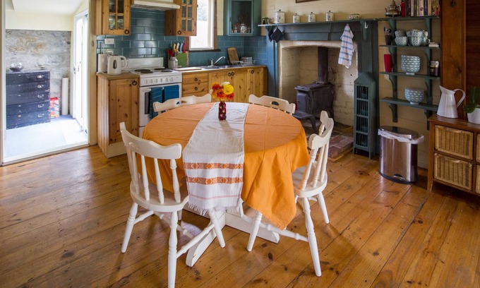 Winchelsea Cottage | RIVER COTTAGE: WINCHELSEA, SURFCOAST VICTORIA