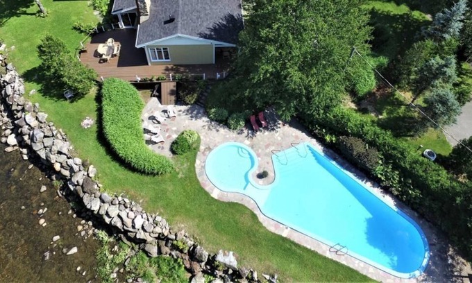 Sainte-Marie House | river domain
