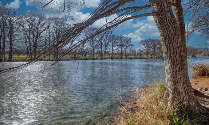 Uvalde County House | River Front Property that sits just up the river from Seven Bluff