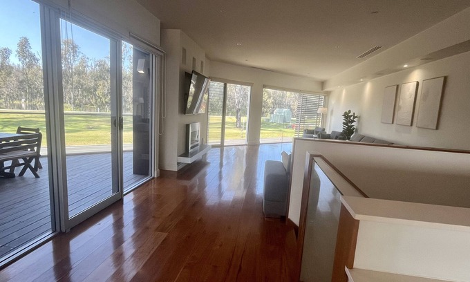 Tocumwal House | River Front Townhouse