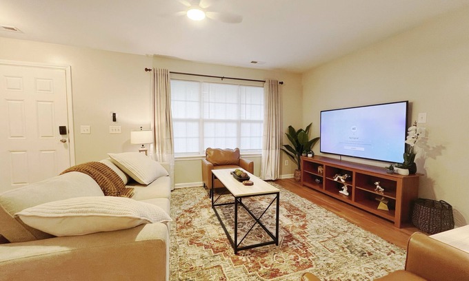 Northeast Raleigh House | River Gold Retreat off Louisburg Rd near Hwy 540 and Triangle Town Center Mall