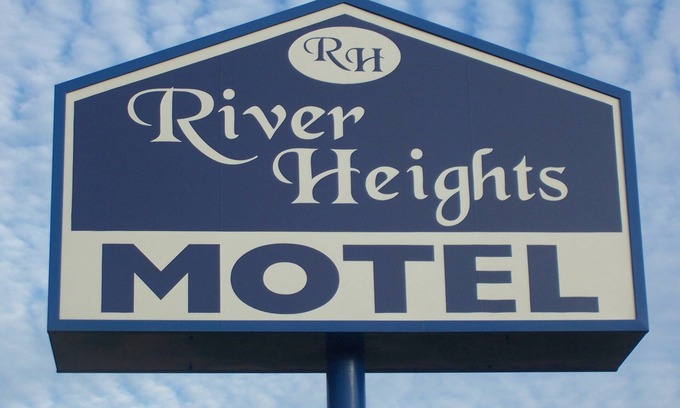 Crump Hotel | River Heights Motel