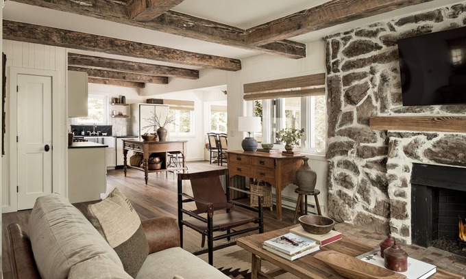 Snowmass House | River House | 15min from Downtown + River Frontage