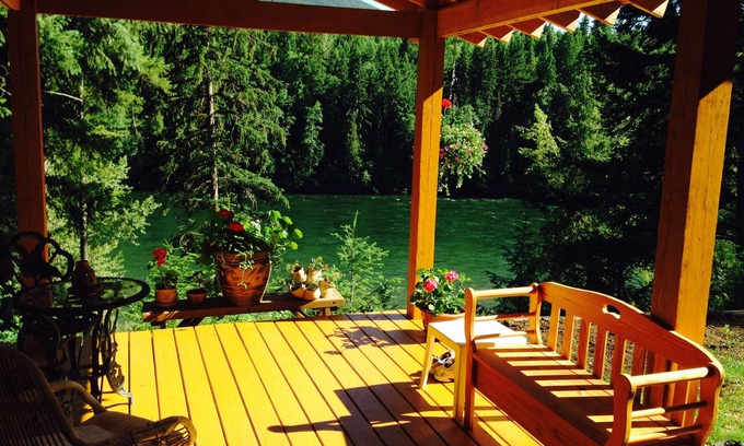 Clearwater House | River House - 3 bedroom 2 covered porches unique setting on the Clearwater River