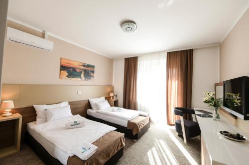 Stari Banovci Hotel | River Inn