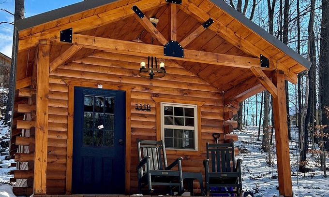 Town of Hope Cabin | River Life Cabin Rentals: B