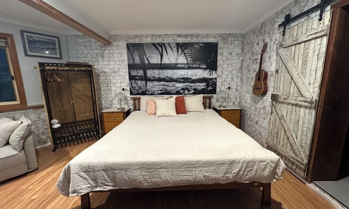 Gumma Apartment | River Oak Retreat, non the river, nPeaceful and private n600 mtrs to beach