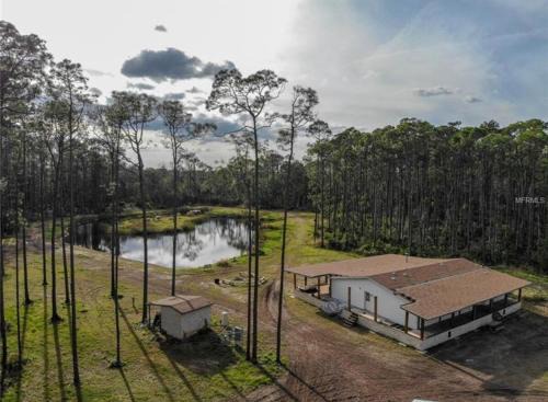 Fedhaven House | RIVER RANCH Country Retreat- ATVing!