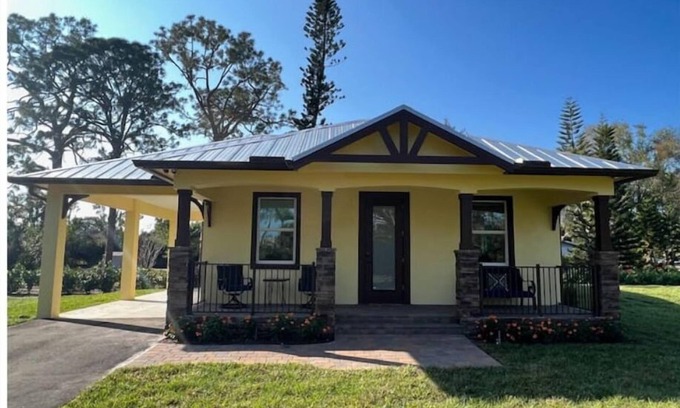 Estero Cottage | River Ranch Oaks