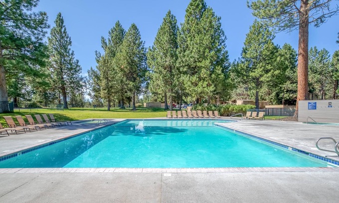 Southwest Bend Condo | River Ridge 316ab