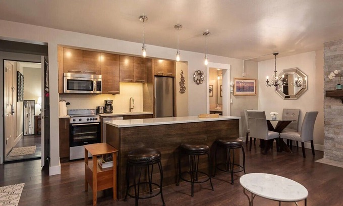 Bend Condo | River & Ridge Retreat at Seventh Mountain Resort 1-bed/2-bath Condo