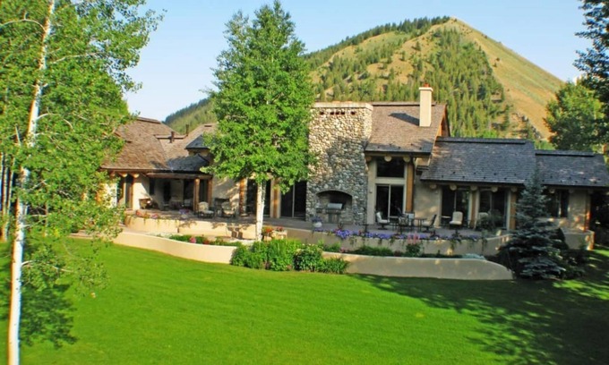 Sun Valley House | River Sage - Flyfish the Bigwood River