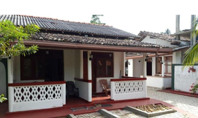Pelena House | River Side Holiday Inn