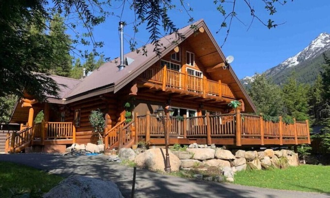 Popkum Ski Chalet | River Valley Lodge - The Best of BCn