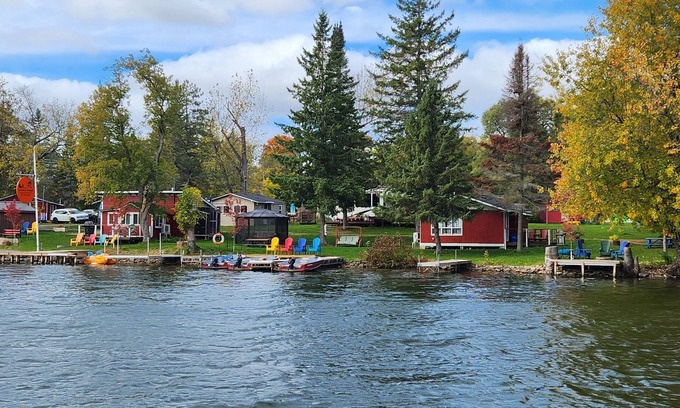 Hastings Cottage | River View 2 Bedroom Cottage 7