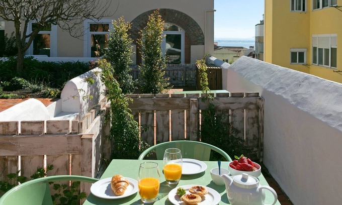 Santa Engracia Apartment | River View Studio w/Terrace by LovelyStay