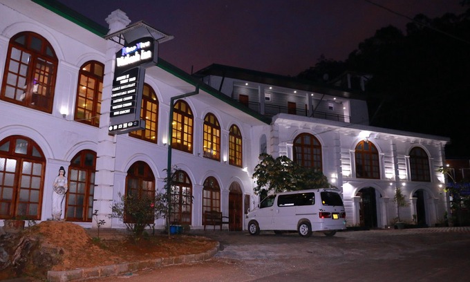 Nallathanniya Hotel | River View Wathsala Inn