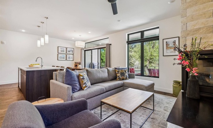 Willow Grove Condo | River West 814-Experience comfort & adventure. A spacious condo with stunning mountain views.