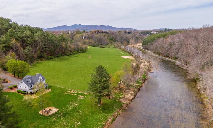 Jefferson House | Riverbank Retreat - Hot Tub, Game Room, & Fantastic River Access