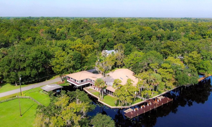 Astor Cabin | Riverbend Lodge- Special Discounts August/September 2025! BOOK NOW!