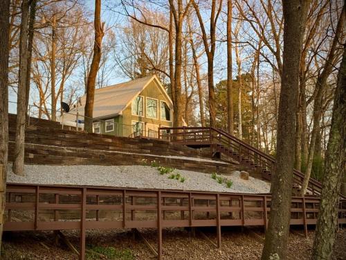 Pangburn House | Riverbend Serenity Cabins