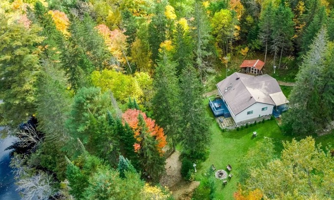 Hastings Highlands Cottage | Riverfront and Pet Friendly Oasis 10 minutes from Bancroft✨