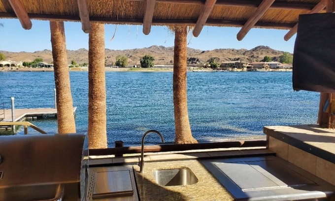 Parker Dam Villa | Riverfront Beach Villa 7 Colorado River