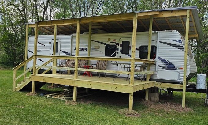 Petersburg House | Riverfront camper, loads of amenities, near Smoke Hole, Seneca Rocks