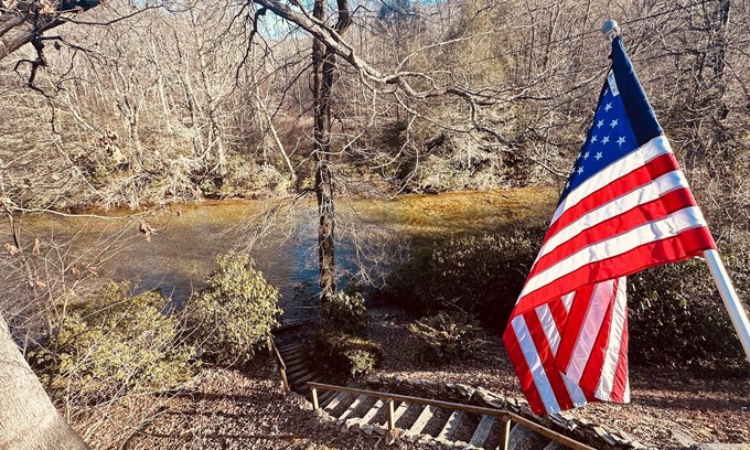 Burnsville Cabin | Riverfront direct access to trout river with tranquil views
