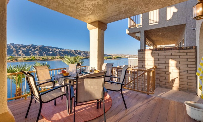 Laughlin House | Riverfront Dock | Hot Tub Spa | Games | BBQ | Views