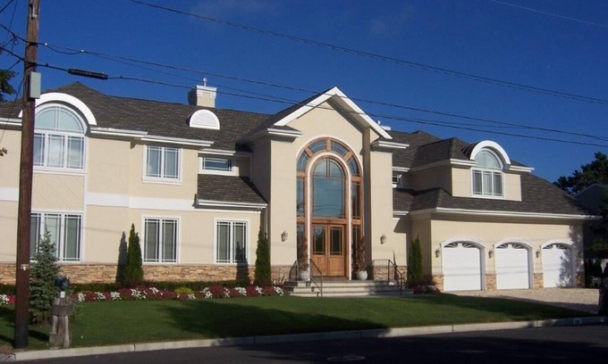 Monmouth Beach House | Riverfront Gem On Widest Part Of Shrewsbury River