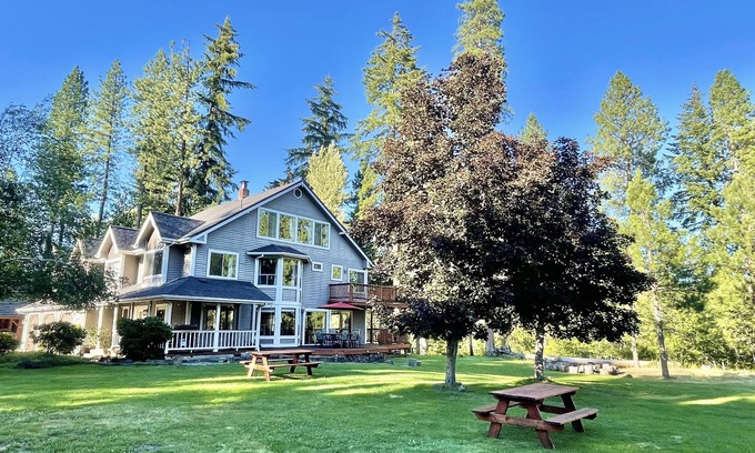 Trout Lake House | Riverfront Lodge - Ideal for small and large groups with room to spread out