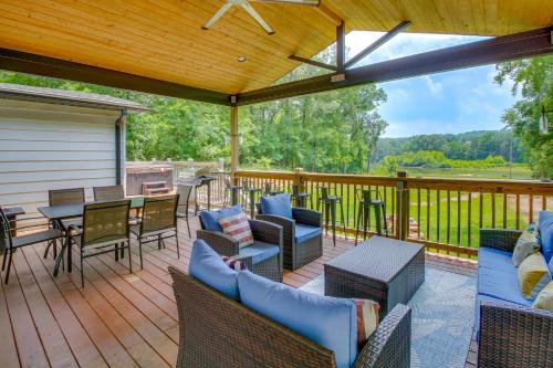 Royal House | Riverfront Royal Home with Hot Tub and Fire Pits!