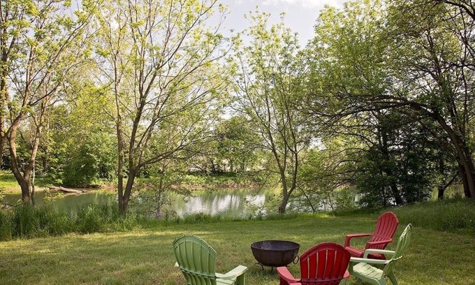 Quicksburg Cabin | Riverfront, secluded cabin near wineries and hiking trails