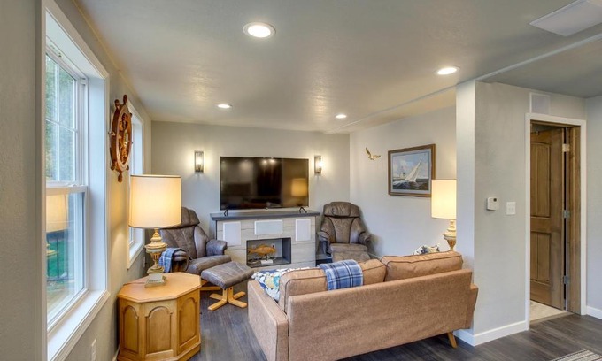 Two Rivers House | Riverfront Two Rivers Vacation Rental By Beaches