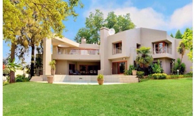 Greater Johannesburg Metropolitan Area Villa | RiverHouse