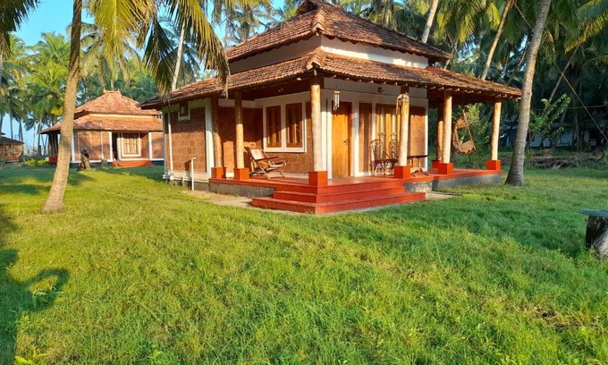 Neeleshwar Villa | Riverlap homestay