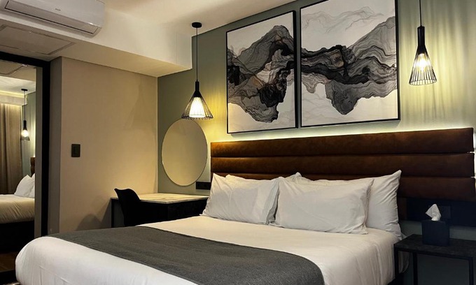 Brits Hotel | Riverleaf Hotel