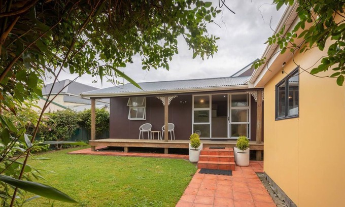 Hokitika House | Rivermouth Retreat - private and secure