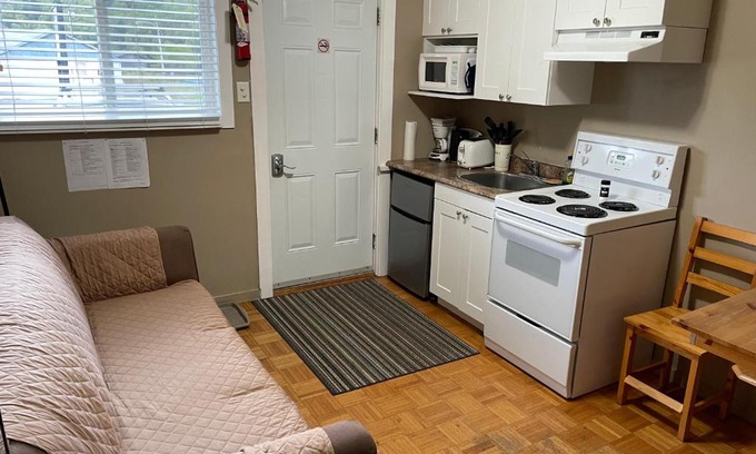 Corner Brook Hotel | Rivers End Motel