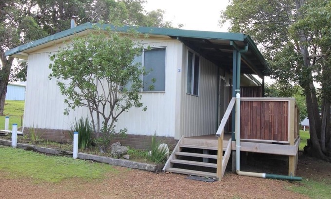 Augusta Cottage | Riverscape Cottage No.2 - Riverscape - unit 2 is an easy walk to the Blackwood River and cosy fire place