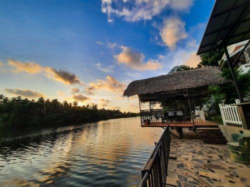 Wennappuwa Villa | Rivershore Villas