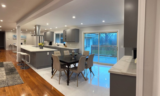 Foxboro House | Riverside 4Bedroom luxury bungalow nested in 4 acres forest
