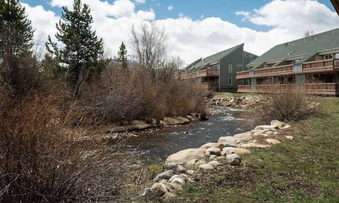 Fraser Condo | Riverside condo near Winter Park-large private deck
