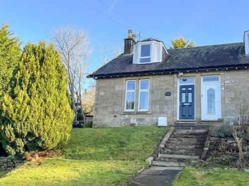Larkhall House | Riverside Cottage