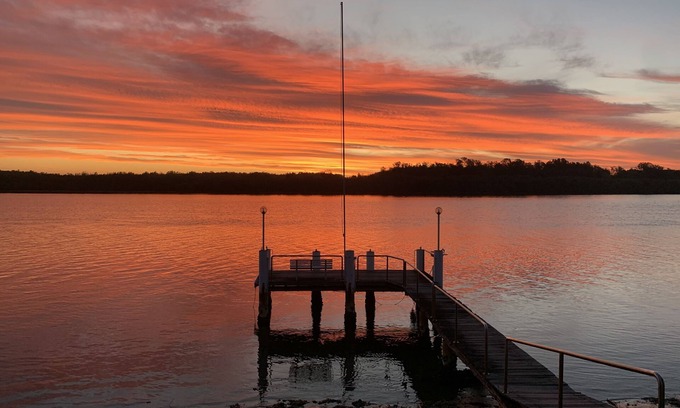 Riverside Apartment | Riverside Delight at Port Macquarie!