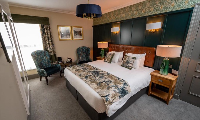 Burton on Trent Hotel | Riverside Hotel by Chef & Brewer Collection