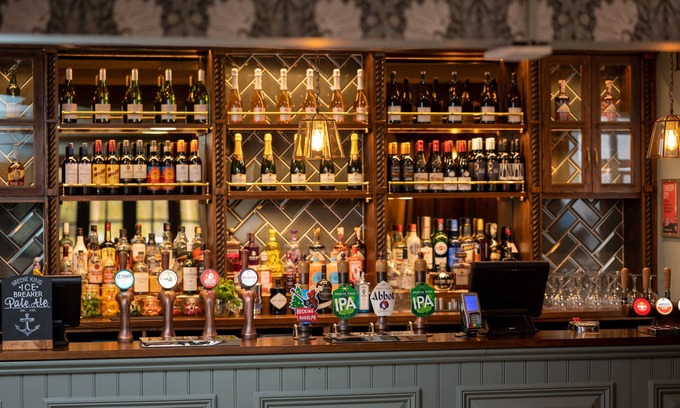 Burton on Trent Hotel | Riverside Hotel Branston by Greene King Inns