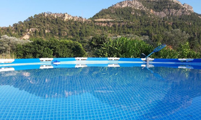Benifallet House | Riverside Lodge